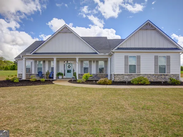 66 Chapman Farm Rd, Senoia, GA 30276