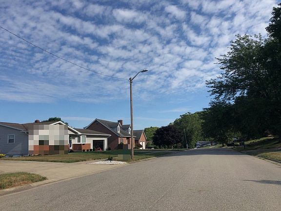 5th image of 9059 Hidden Valley Ln