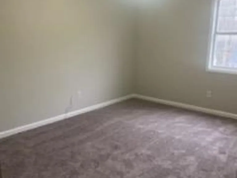 4866 Fenbrook Dr — Photo 6