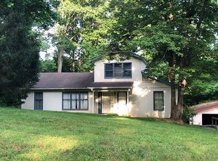 1624 Eagle Crest Dr, Pfafftown, NC 27040