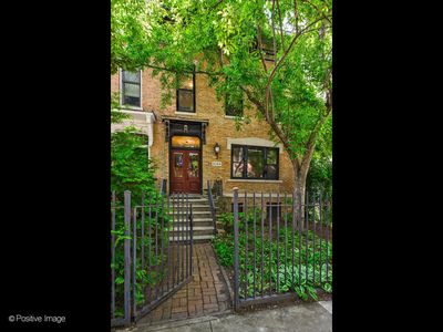 2144 N Fremont St, Chicago, IL, 60614