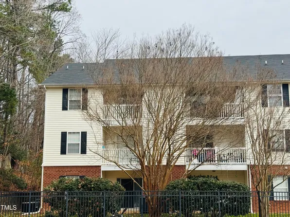 1950 Trailwood Heights Ln Unit 301, Raleigh, NC 27603