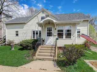 216 N Elizabeth Ave, Jefferson, WI 53549