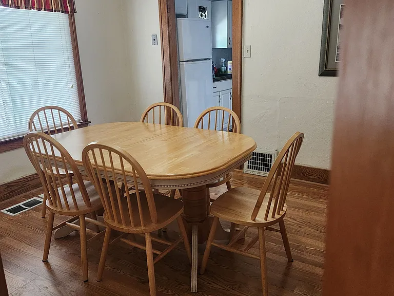 2734 Brown St — Photo 7