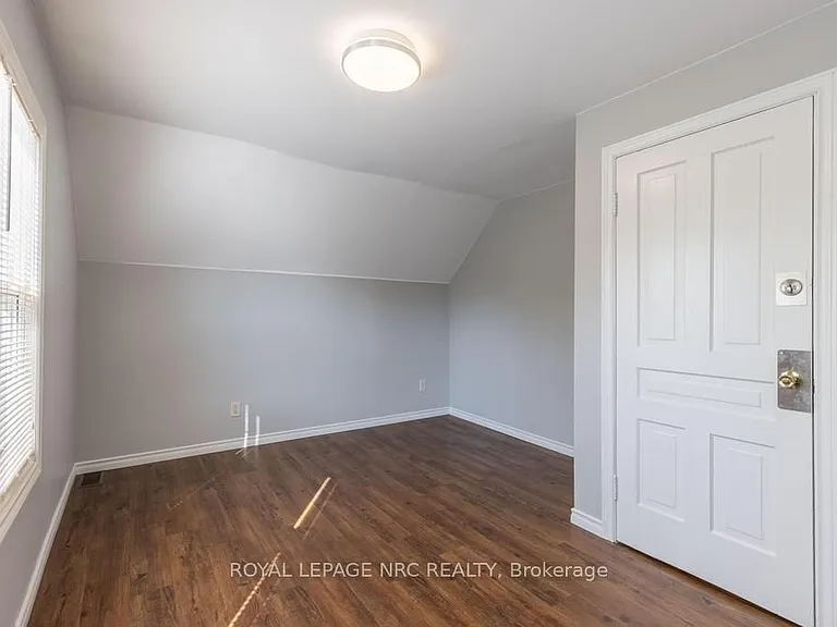 30 Walnut St — Photo 18