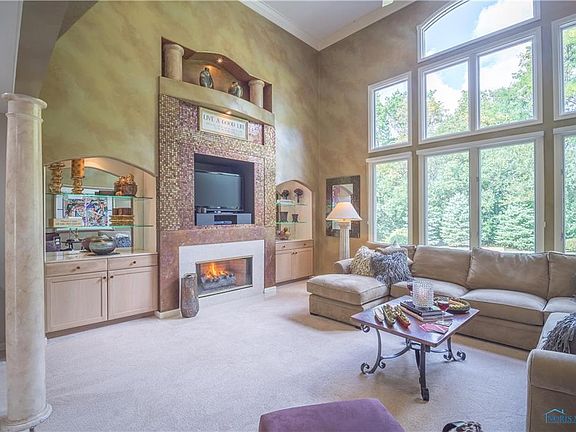 5th image of 14590 Wood Creek Ct