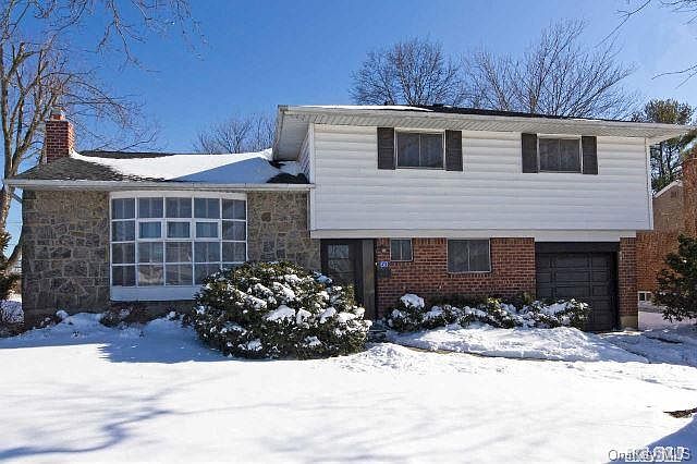 1st image of 68 Debora Drive