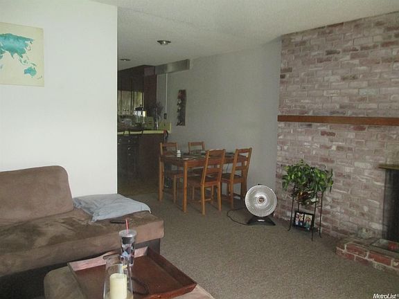 5th image of 4091 S Land Park Dr