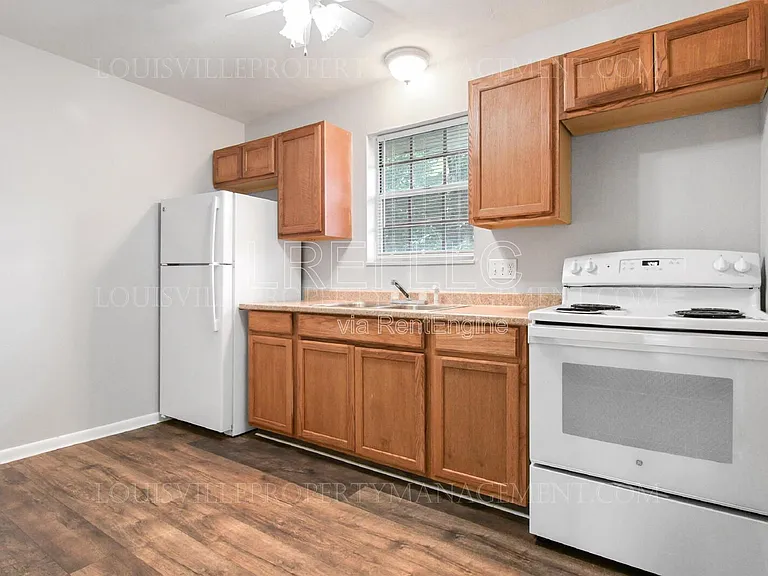 1202 E Walford Dr #2 — Photo 5