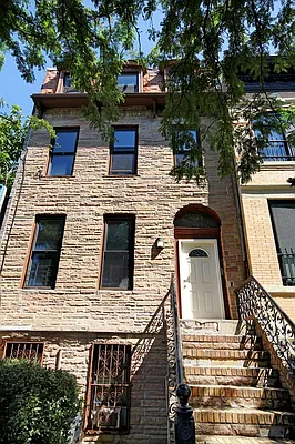 Sold by Corcoran | media 52