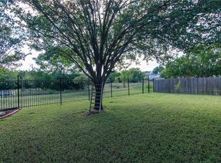 8017 Brienne Dr, Round Rock, TX 78681