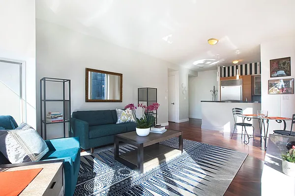 Sold by Bohemia Realty Group | media 2