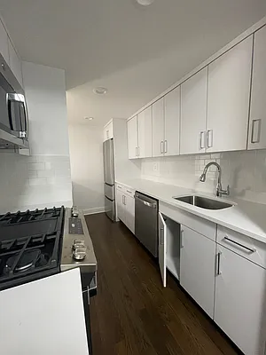 Rented by Douglas Elliman | media 7