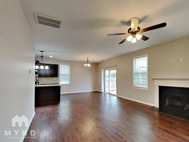 225 E Webber Ln — Photo 6
