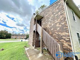 4922 Cotton Row NW, Huntsville, AL