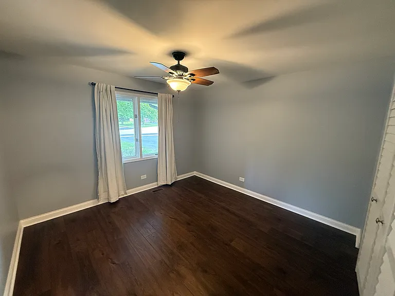 981 West Ct — Photo 8