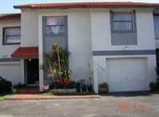 11260 SW 11th St, Pembroke Pines, FL 33025