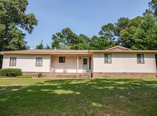 325 Service Rd, Daviston, AL 36256