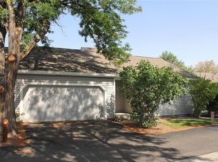 13733 E Marina Dr UNIT B, Aurora, CO 80014
