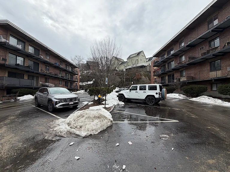 5 Linda Ln #1 — Photo 11
