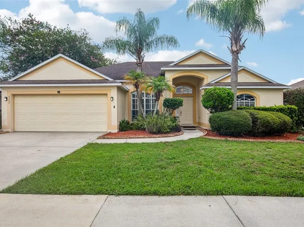 2302 Towering Oaks Cir, Seffner, FL 33584