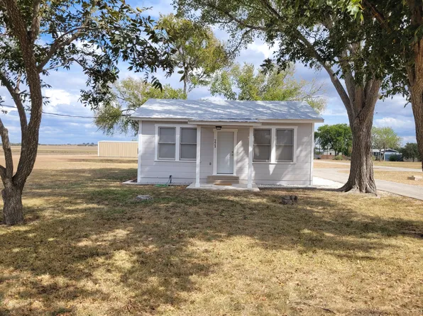 771 Geronimo Dr, Seguin, TX 78155