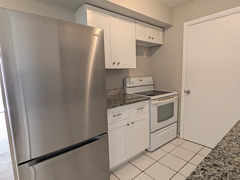 2130 Forest Knoll Dr NE #111 — Photo 5