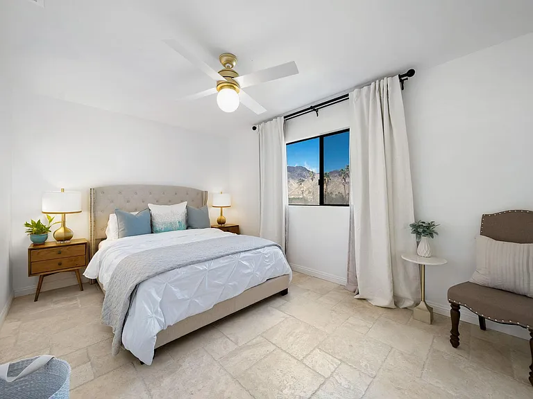 54025 Avenida Alvarado — Photo 20