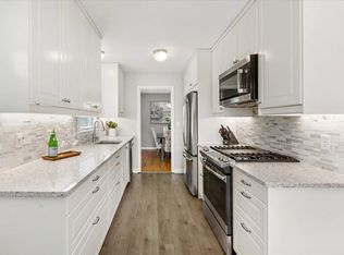 8824 Abbott Ave S, Bloomington, MN 55431