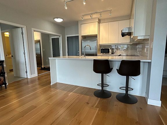 5th image of 9393 Tower Rd #518