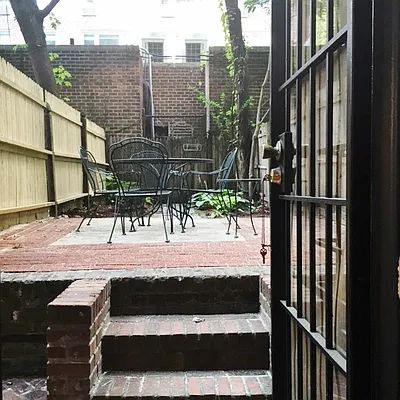 Rented by Sandra Greer Real Estate | media 27