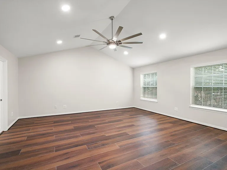 4023 Breakwood Dr — Photo 18