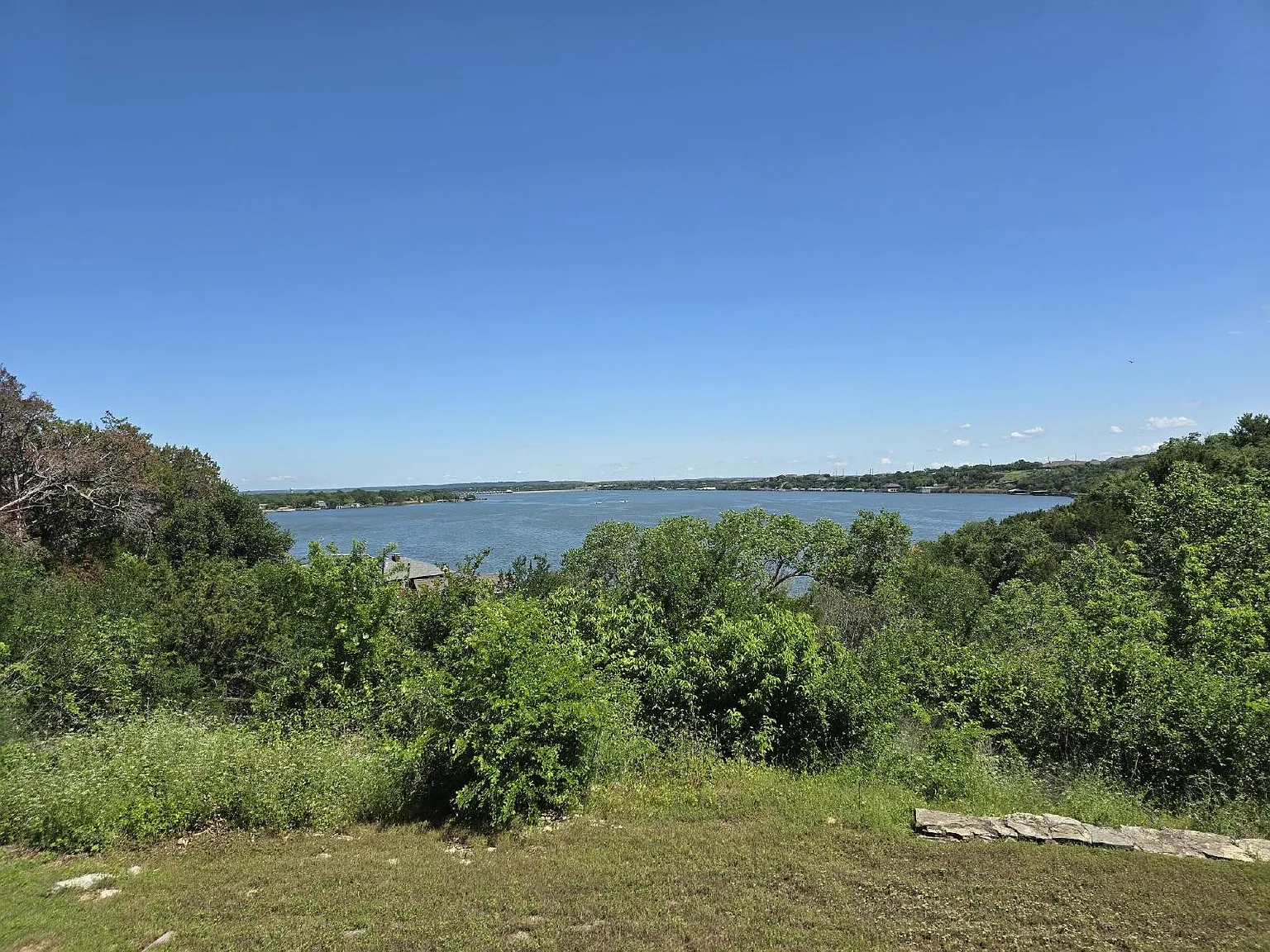 1 bed, 1.0 bath, 1100 sqft, $1,350 — Photo 3