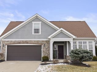 25 Whistling Way Dr, Lewis Center, OH 43035