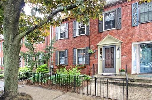 1st image of 23 Munroe St