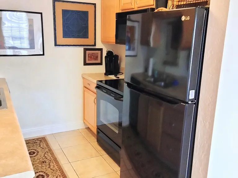 5156 Beach Dr SE #B — Photo 7