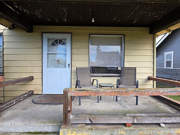 4th image of 3833 E G Street