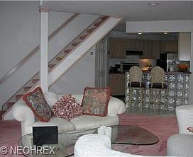 3rd image of 215 N Bayshore Dr #3