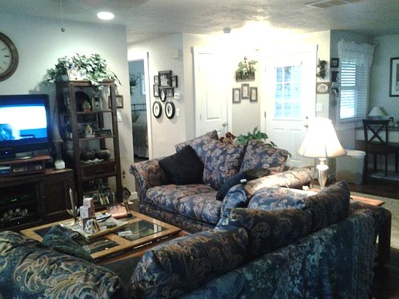 Living room looking toward front door 
