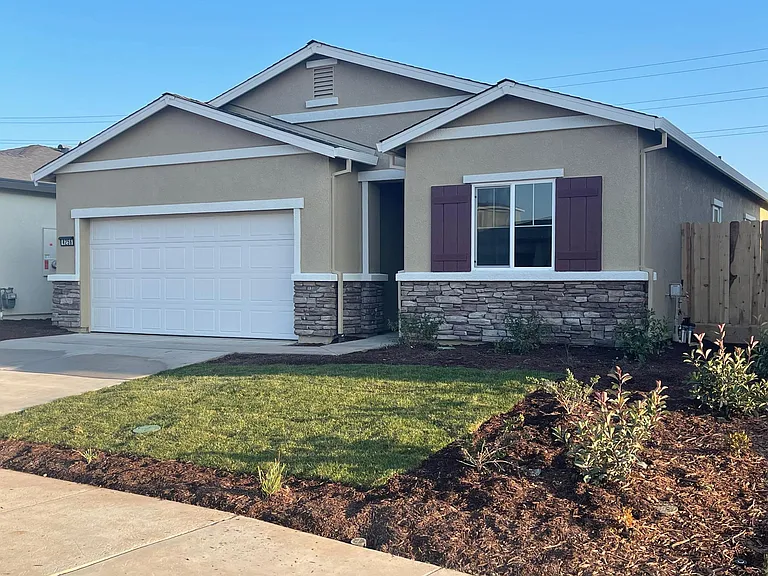 4256 Lasalle Dr — Photo 3