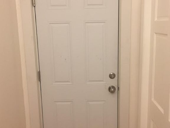 landlord_unit_photo_1.98828