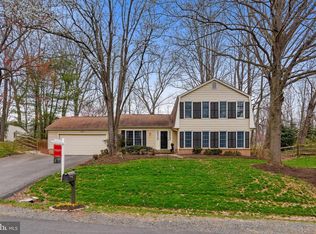 11000 Blenheim Dr, Oakton, VA 22124