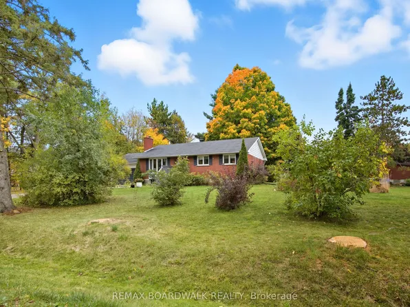 121 Stamford Dr, Drummond/north Elmsley, ON K7H 3B9