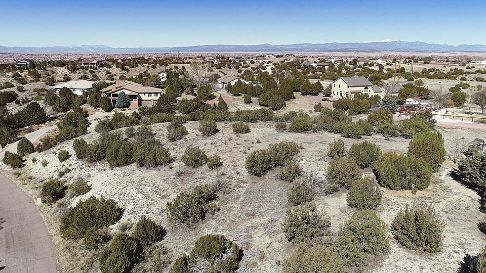 1st image of E Saddlewood Dr