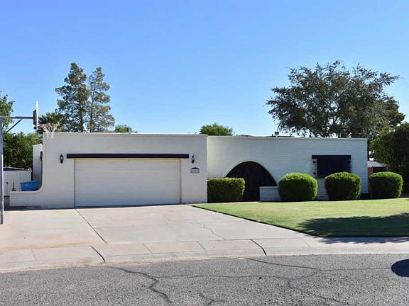 2nd image of 4020 W San Miguel Ave
