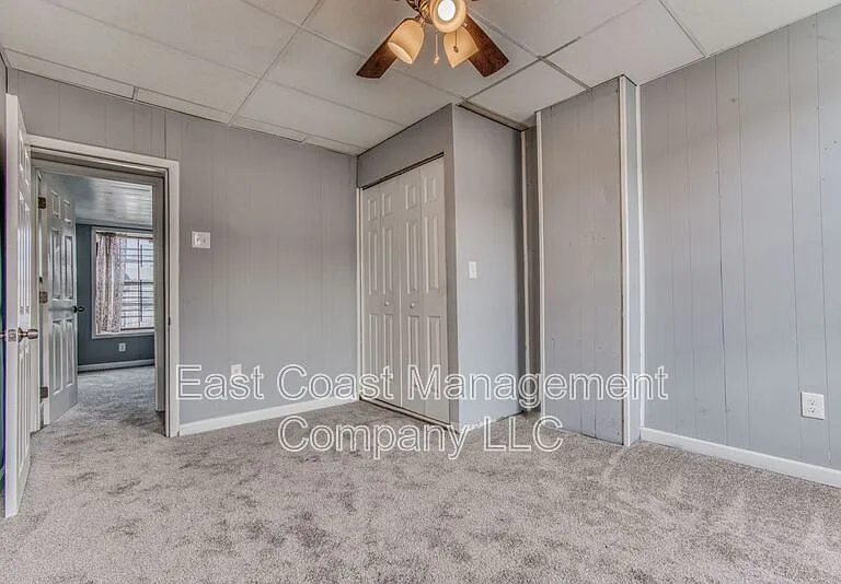 1253 Sargeant St — Photo 6