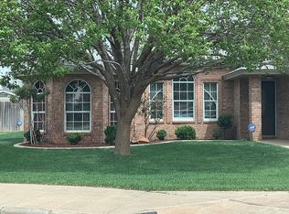 2102 96th St, Lubbock, TX 79423