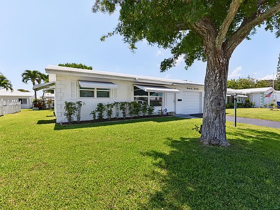 3rd image of 2521 N Cypress Road