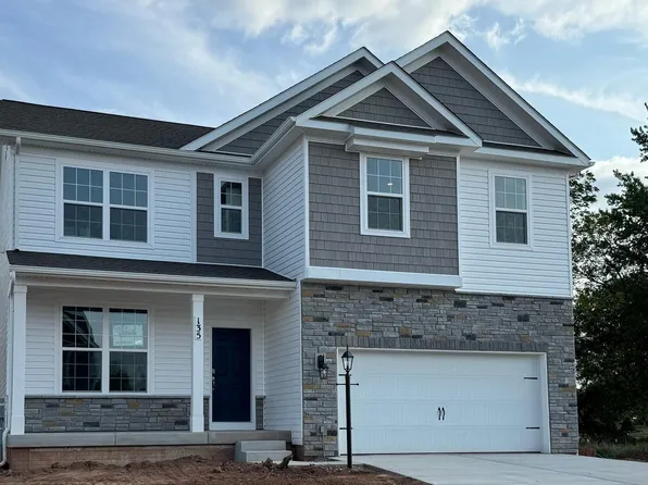 135 Bella Dr, York, PA 17404