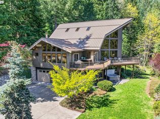 18685 E Aschoff Rd, Rhododendron, OR 97049